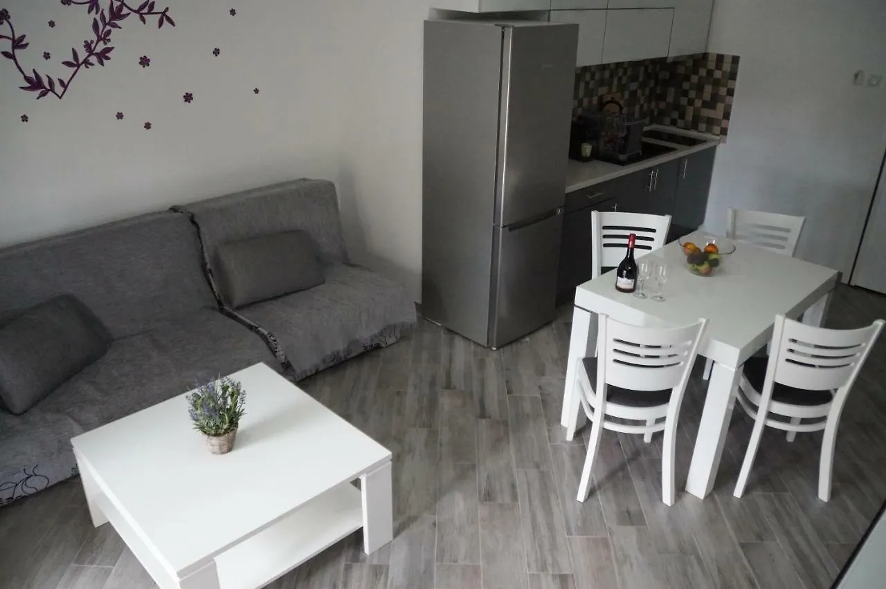 Luna Nea Moudania Apartment